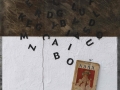 Catturando emozioni, tecnica mista ferro, libro, plastica su tavola, 70x70, 2012